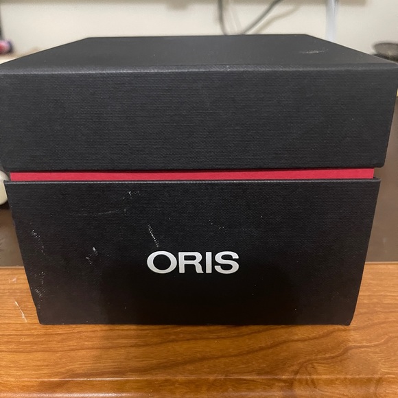 Female automatic Oris watches - Picture 10 of 10